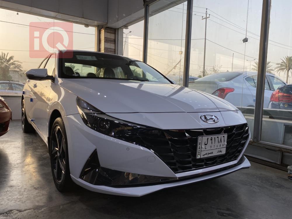 هیوندای ئەلەنترا